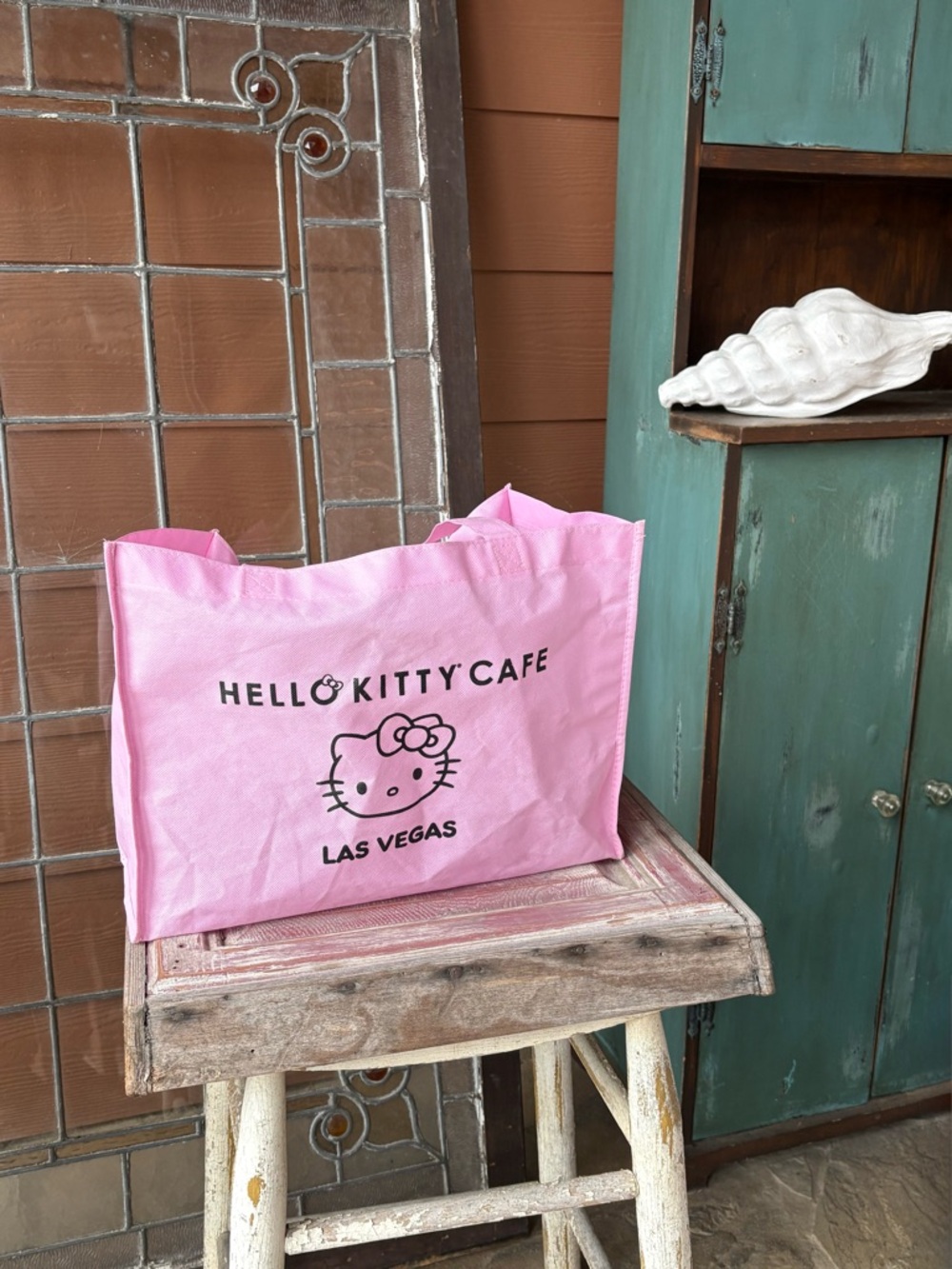 Sanrio Hello Kitty Cafe Las Vegas Pink Reusable Large Tote Bag Travel Gift 16x12